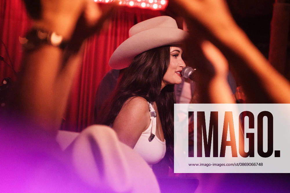 Austin, Texas. Kacey Musgraves performed a surprise show at the White Horse after her concert. - ZUMAda1_ 20261009_zap_da1_025