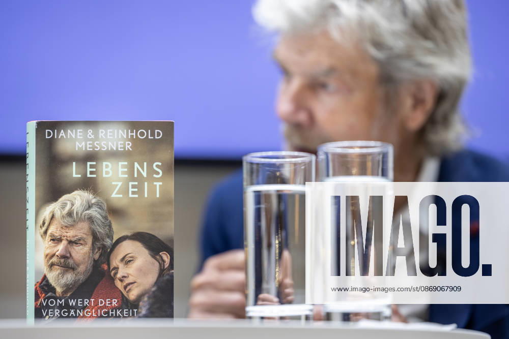 Reinhold Messner at the Frankfurt Book Fair, October 9, 2026. The book by Diane Messner and Reinhold Messner, with the mountaine