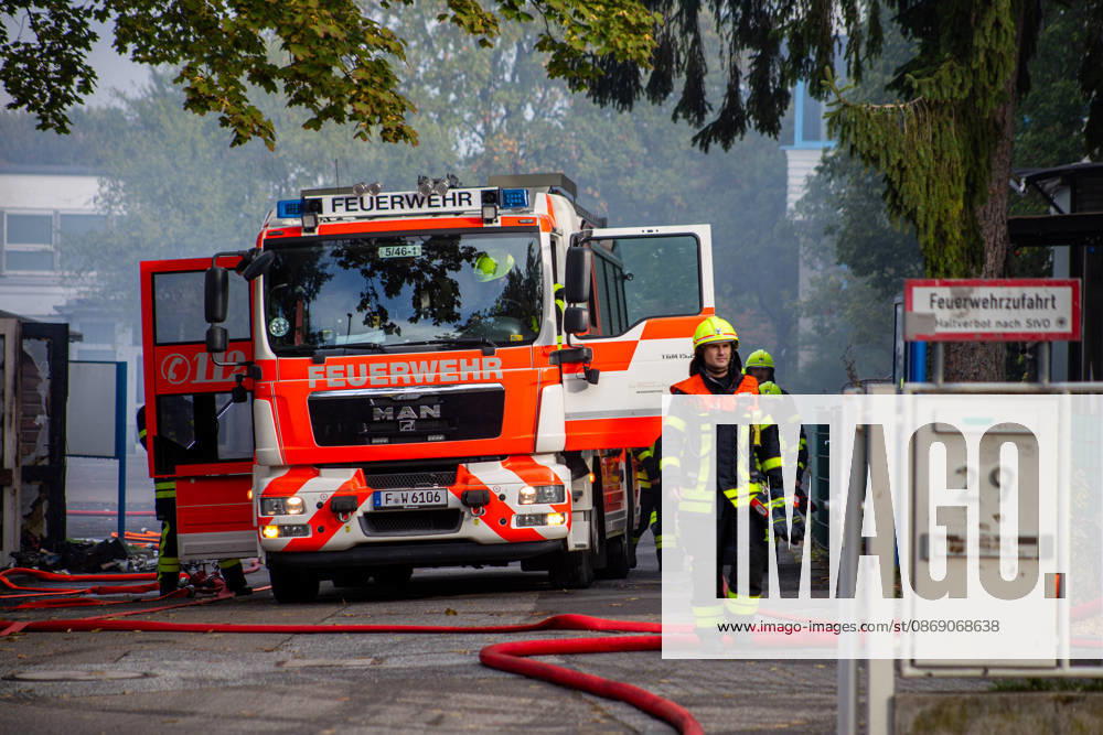 School Aid in Flames: The warehouse of the Frankfurt for Ukraine initiative burns overnight in Frankfurt’s Dornbusch neighborhood—over 100 first responders battle the blaze; Criminal Investigation Department investigates 7aIMG 0576532 School Aid in Flames: The warehouse of the Frankfurt for Ukraine initiative bu