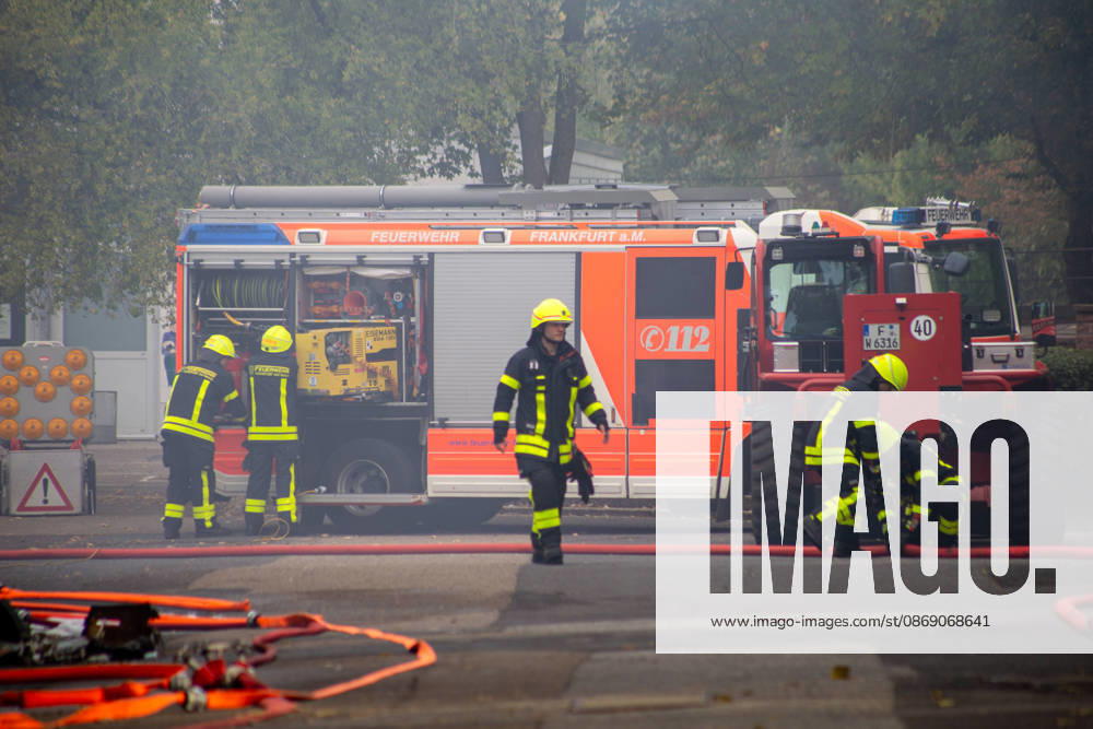School Aid in Flames: The warehouse of the Frankfurt for Ukraine initiative burns overnight in Frankfurt’s Dornbusch neighborhood—over 100 first responders battle the fire; Criminal Investigation Department investigates 7aIMG 0576535 School Aid in Flames: The warehouse of the Frankfurt for Ukraine initiative bur