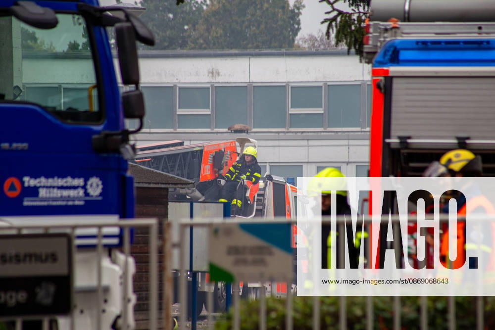 School Aid in Flames: The warehouse of the Frankfurt for Ukraine initiative burns overnight in Frankfurt’s Dornbusch neighborhood—over 100 first responders battle the fire; Criminal Investigation Department investigates 7aIMG 0576537 School Aid in Flames: The warehouse of the Frankfurt for Ukraine initiative bur