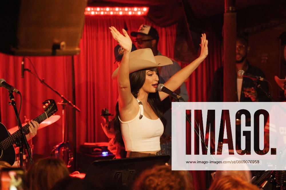 Austin, Texas. Kacey Musgraves performed a surprise show at the White Horse after her concert. - ZUMAda1_ 20261009_zap_da1_051