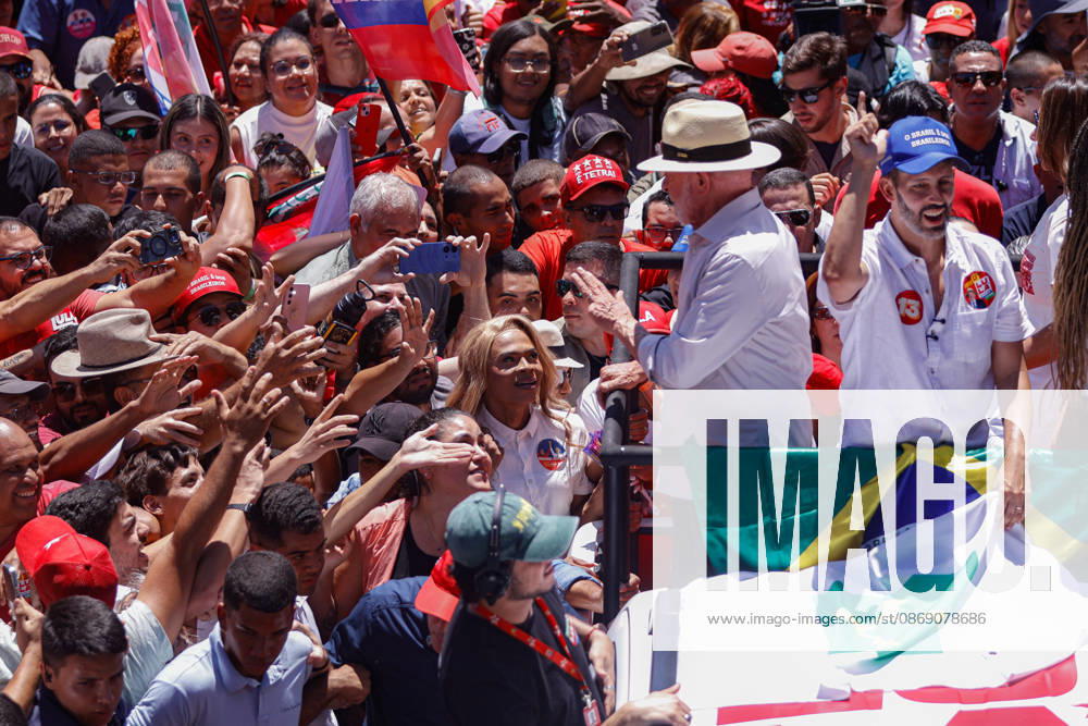 BRASiLIA, DF - 09.10.2026: ATO DE LULA EM BRASiLIA - President Lula resumes campaign events after the first round of elections, in CeilÃ¢ndia (DF). x3027358x JoaoxPedroxCarvalho