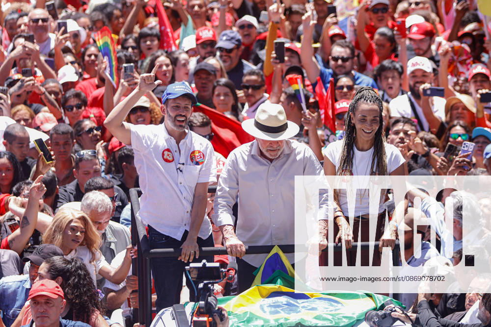BRASiLIA, DF - 09.10.2026: ATO DE LULA EM BRASiLIA - President Lula resumes campaign events after the first round of elections, in CeilÃ¢ndia (DF). x3027365x JoaoxPedroxCarvalho