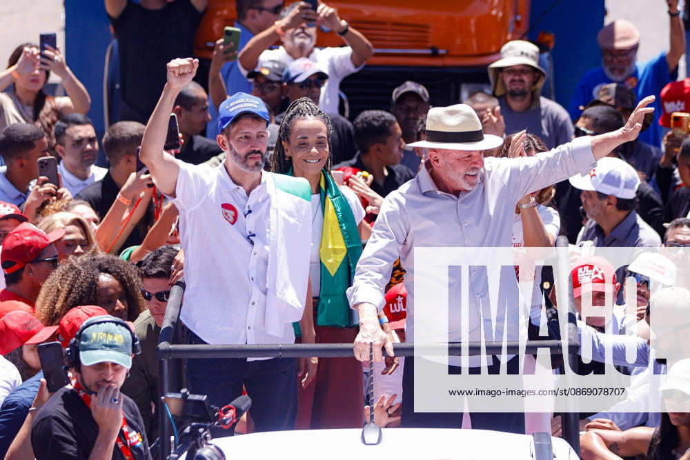 BRASiLIA, DF - 09.10.2026: ATO DE LULA EM BRASiLIA - President Lula resumes campaign events after the first round of elections, in Ceilândia (DF). x3027368x JoaoxPedroxCarvalho