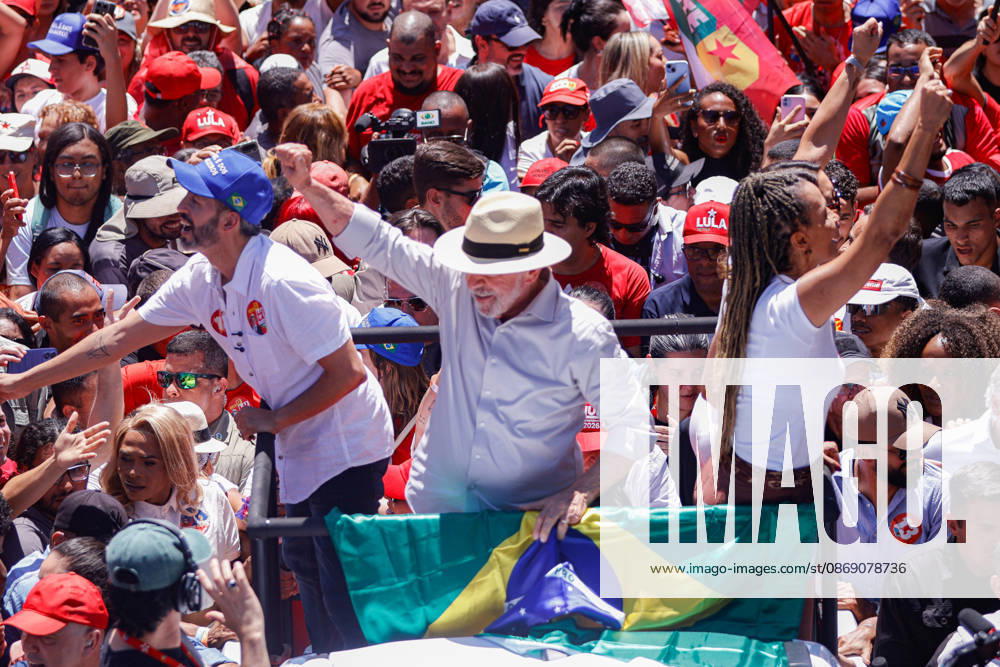 BRASiLIA, DF - 09.10.2026: ATO DE LULA EM BRASiLIA - President Lula resumes campaign events after the first round of elections, in CeilÃ¢ndia (DF). x3027372x JoaoxPedroxCarvalho