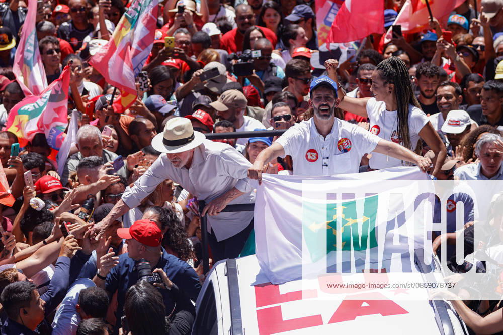 BRASiLIA, DF - 09.10.2026: ATO DE LULA EM BRASiLIA - President Lula resumes campaign events after the first round of elections, in CeilÃ¢ndia (DF). x3027373x JoaoxPedroxCarvalho