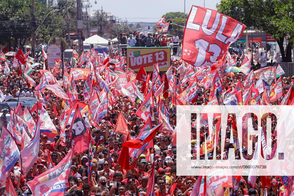 BRASiLIA, DF - 09.10.2026: ATO DE LULA EM BRASiLIA - President Lula resumes campaign events after the first round of elections, in CeilÃ¢ndia (DF). x3027374x JoaoxPedroxCarvalho