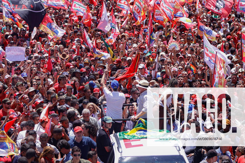 BRASiLIA, DF - 09.10.2026: ATO DE LULA EM BRASiLIA - President Lula resumes campaign events after the first round of elections, in CeilÃ¢ndia (DF). x3027380x JoaoxPedroxCarvalho
