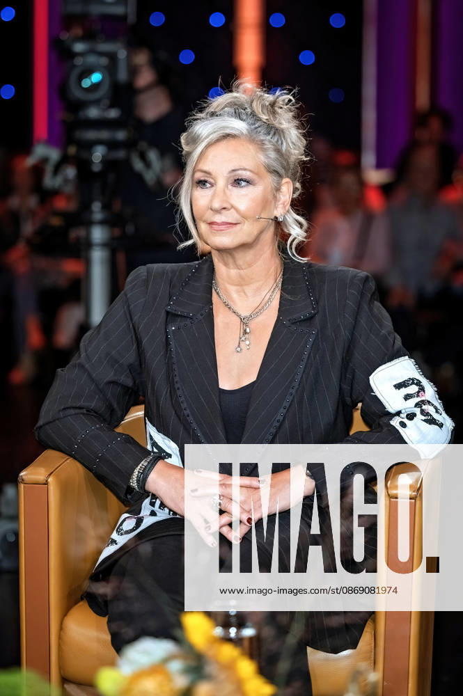 MDR Riverboat singer Claudia Jung during the taping of the MDR talk show Riverboat on October 9, 2026, at Mediacity Leipzig 20261009SFL0048