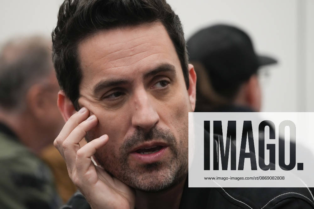 Cast member of CBS Studios new show Eternally Yours ED WEEKS at the 2026 New York Comic Con at the Javits Center on October 9, 2026 in New York. New York USA - ZUMAb148 20261009_zap_b148_007
