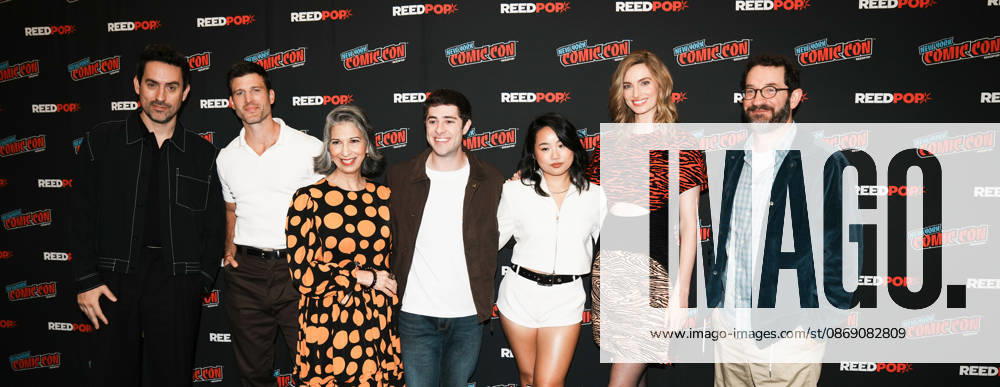 Cast of CBS Studios new show Eternally Yours from left: ED WEEKS, PARKER YOUNG, ROSE ABDOO, JAREN LEWISON, HELEN J. SHEN, ALLEGRA EDWARDS and show runner and executive producer JOE WISEMAN at the 2026 New York Comic Con at the Javits Center on October 9, 2026 in New York. New York USA - ZUMAb148 20261009_zap_b148_012