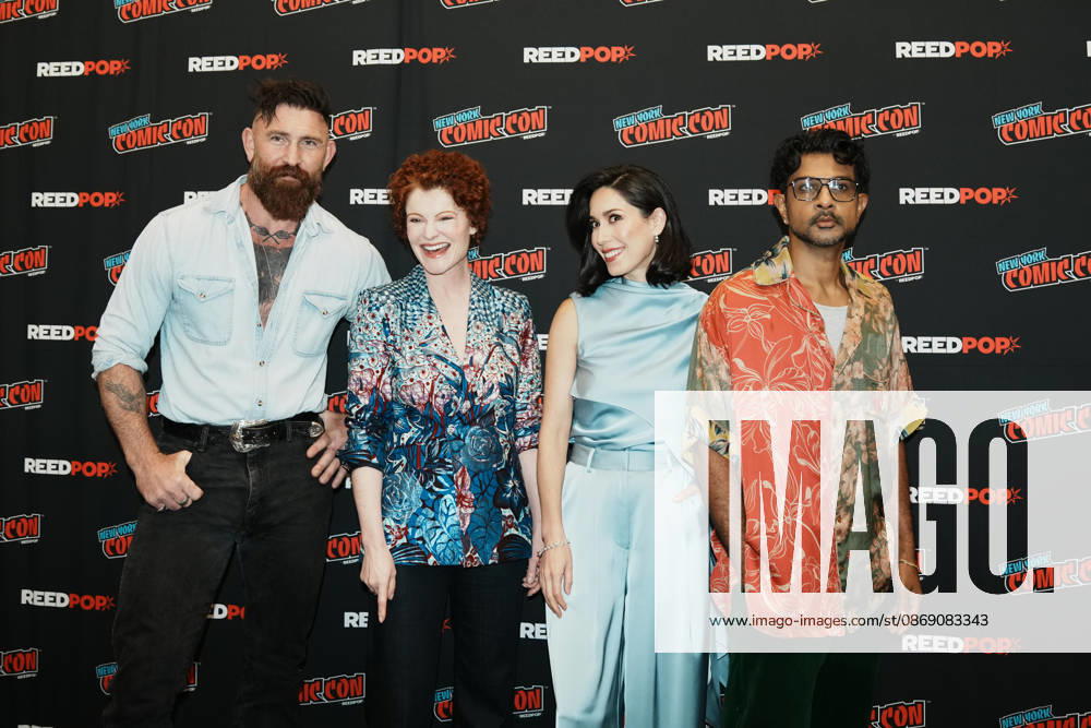 The cast of CBS Studios hit show Ghosts from left: DEVAN CHANLDER LONG, REBECCA WISOCKY, SHEILA CARRASO and UTKARSH AMBUDKAR stand for a photo at the 2026 New York Comic Con at the Javits Center on October 9, 2026 in New York. New York USA - ZUMAb148 20261009_zap_b148_016
