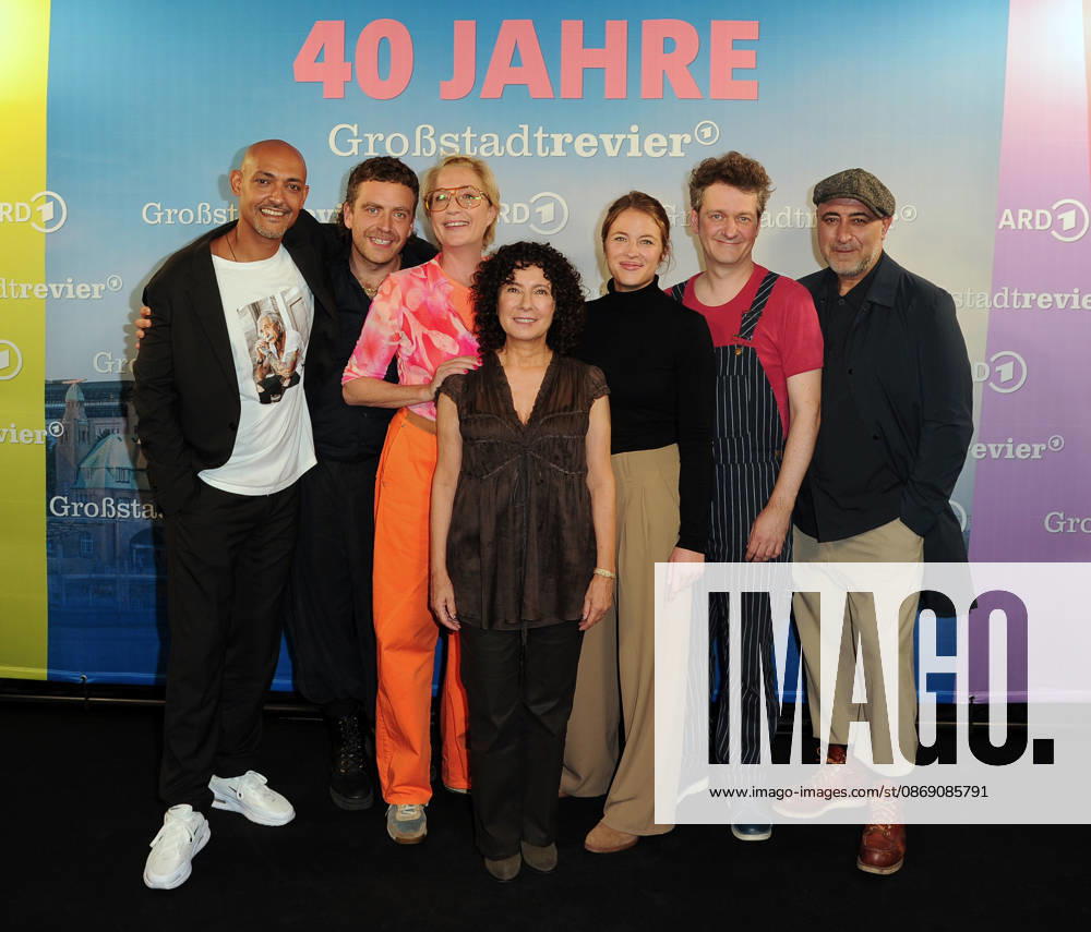 Patrick Abozen, Enrique Fiß, Saskia Fischer, Maria Ketikidou, Sinha Melina Gierke, Sven Fricke, and Özgür Karadeniz at a photo call celebrating 40 years of *Großstadtrevier* at the Astor Filmlounge in HafenCity, Hamburg, October 7, 2026 Please include the caption: IMAGO Michael Wigglesworth