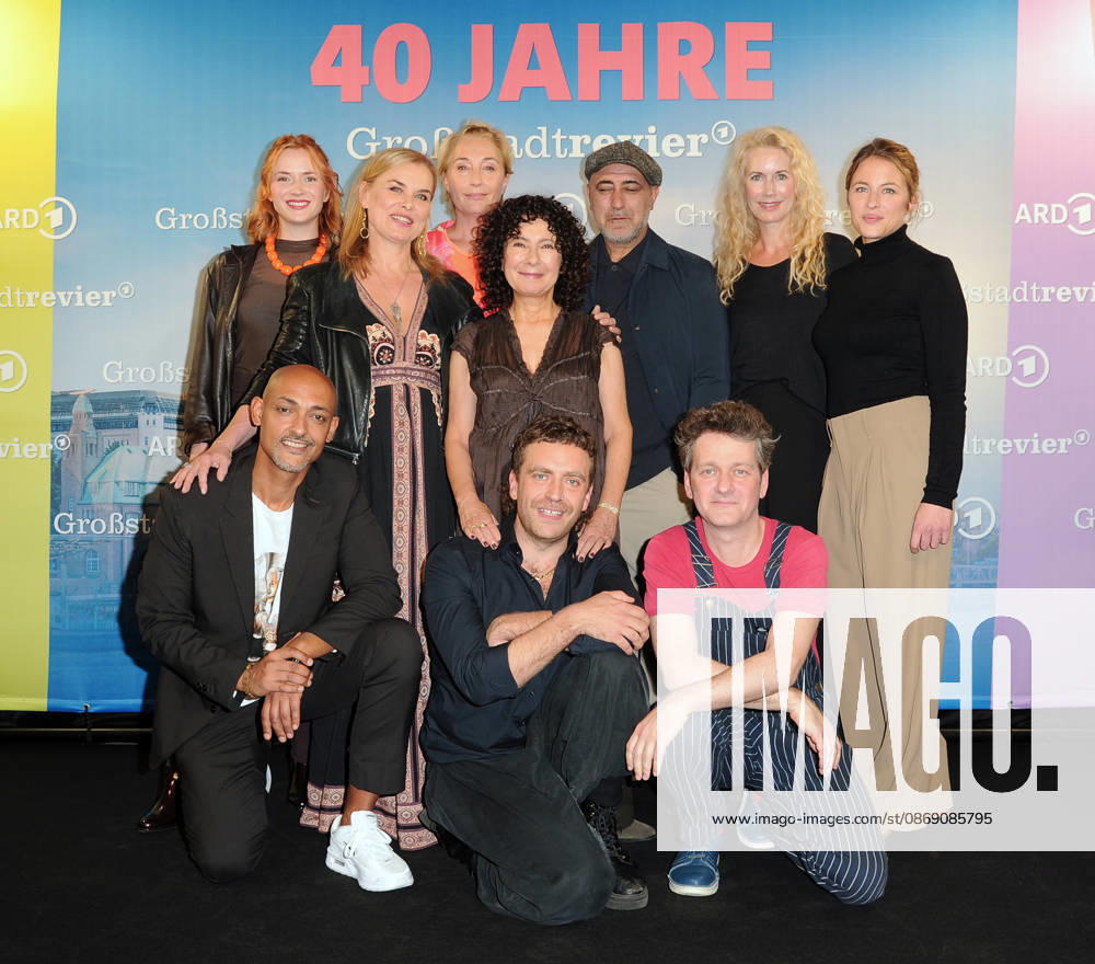 Sofie Junker, Patrick Abozen, Andrea Lüdke, Saskia Fischer, Maria Ketikidou, Enrique Fiß, Özgür Karadeniz, Sven Fricke, Dorothea Schenck, and Sinha Melina Gierke at the photo call celebrating 40 years of Großstadtrevier at the Astor Filmlounge in HafenCity, Hamburg, October 7, 2026 Please include the caption: IMAGO Michael Wigglesworth