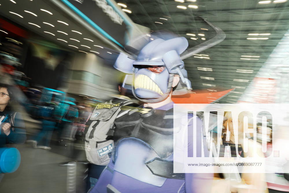 Scenes of people in cosplay at the 2026 New York Comic Con at the Javits Center on October 9, 2026 in New York. New York USA - ZUMAb148 20261009_zap_b148_055