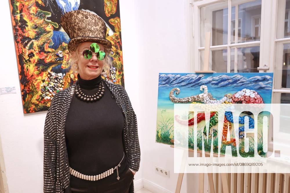 M A R X Bande Sylke Bach Exhibition by the M A R X Bande, Glogauer Straße 16, Berlin, Date: October 9, 2026