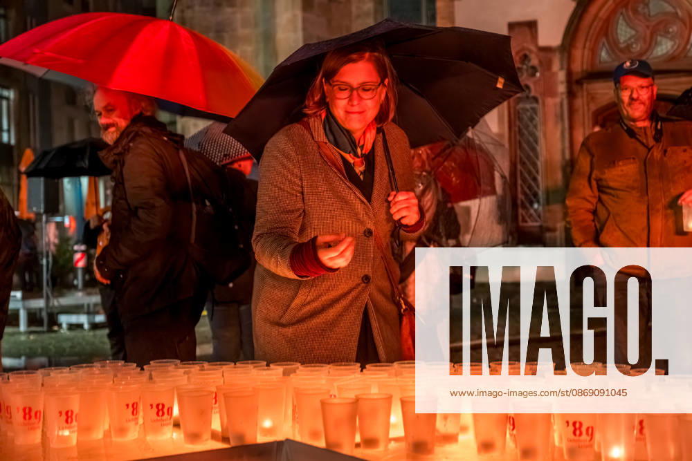 Since 2009, the Festival of Lights has been held in Leipzig on October 9 to commemorate the Monday demonstrations of 1989. Lights and art installations illuminate the city, and people walk through the city carrying candles. Festival of Lights 2026