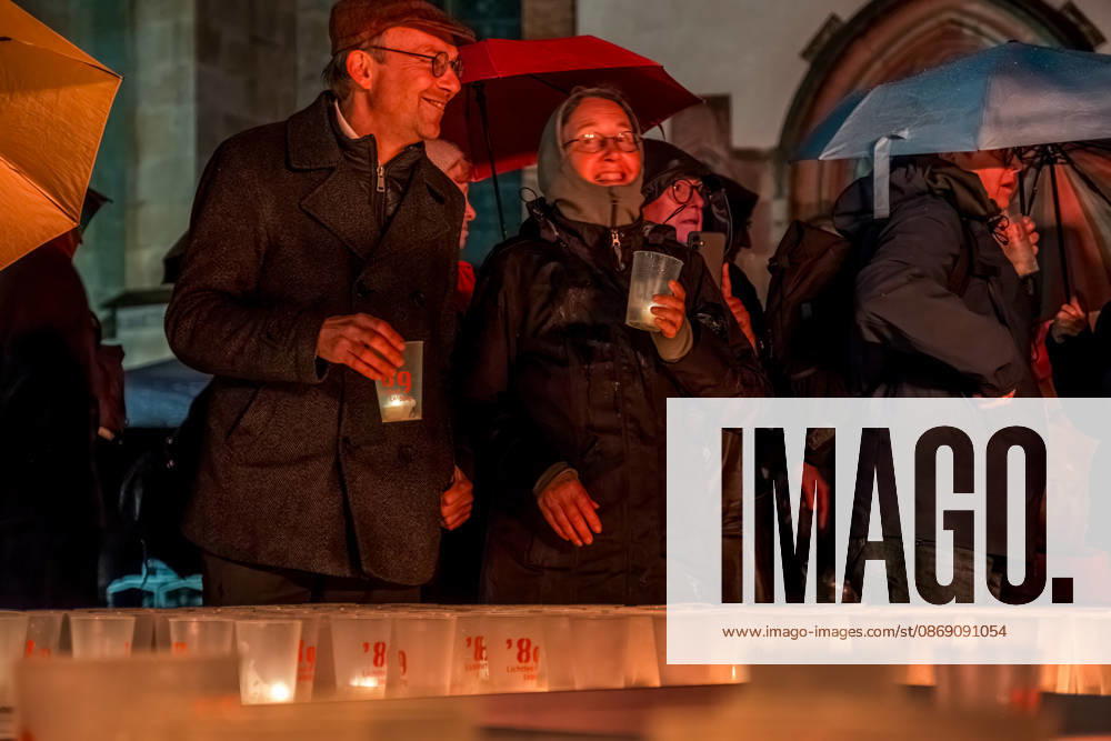 Since 2009, the Festival of Lights has been held in Leipzig on October 9 to commemorate the Monday demonstrations of 1989. Lights and art installations illuminate the city, and people walk through the city carrying candles. Festival of Lights 2026