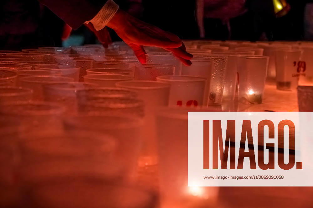 Since 2009, the Festival of Lights has been held in Leipzig on October 9 to commemorate the Monday demonstrations of 1989. Lights and art installations illuminate the city, and people walk through the city carrying candles. Festival of Lights 2026