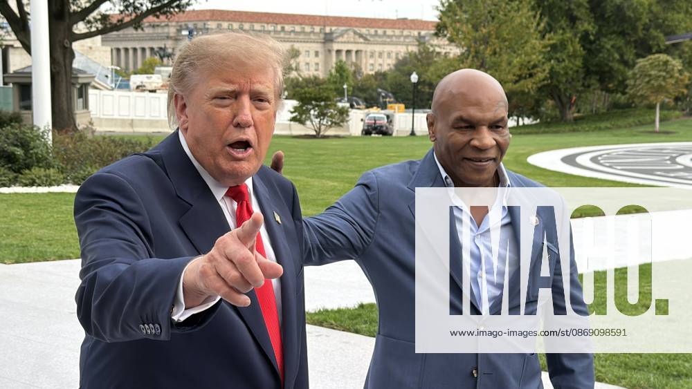 US President Trump departs White House by helicopter with Mike Tyson WASHINGTON, D.C., UNITED STATES - OCTOBER 9: US President Donald Trump departs the White House by helicopter with former heavyweight boxing champion Mike Tyson as part of his midterm election campaign activities, in Washington, DC, on October 9, 2026. Can Hasasu Anadolu Washington, DC United States. Editorial use only. Please get in touch for any other usage.