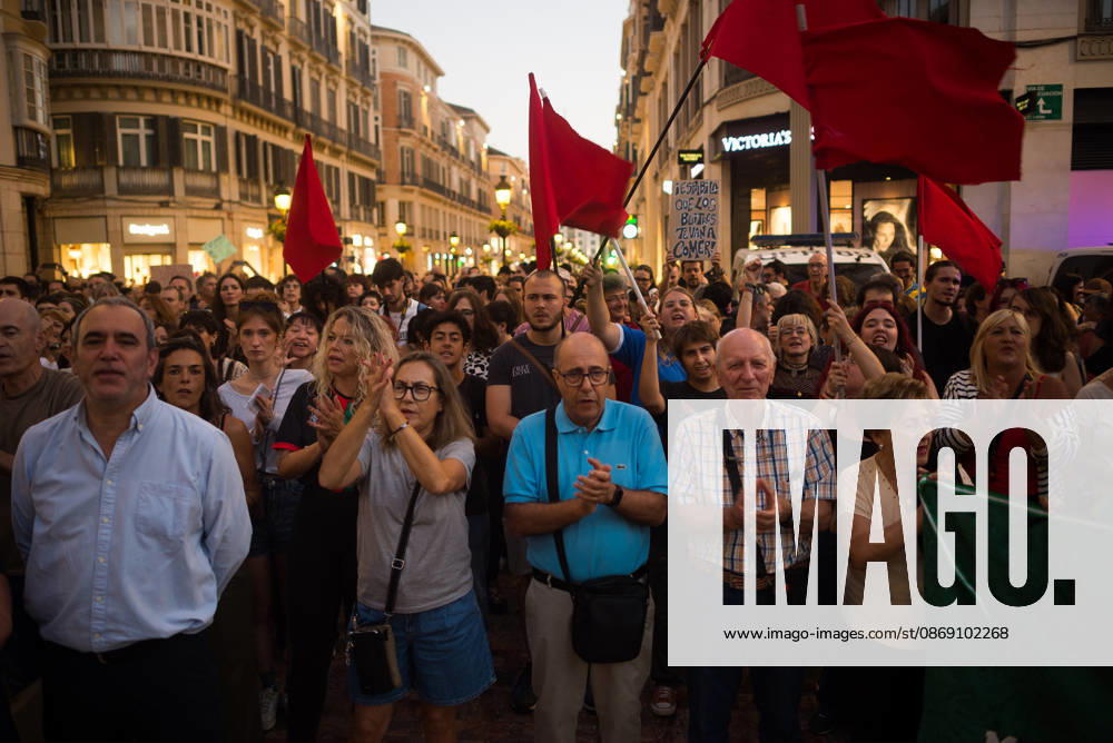 Protest in memory of Maricarmen in Malaga - 09 Oct 2026 Protesters are seen chanting slogans during a tribute and minute of silence in memory of Maricarmen Abascal, the 87-year-old woman who was evicted of her house and died in hospital a few days later. Thousands of people demand decent housing and to continue with the legacy of Maricarmen Abascal. Spain’s housing crisis has forced people to take to the streets, urging the Spanish government to take action and implement effective policies to regulate housing prices and protect vulnerable people. Malaga Spain