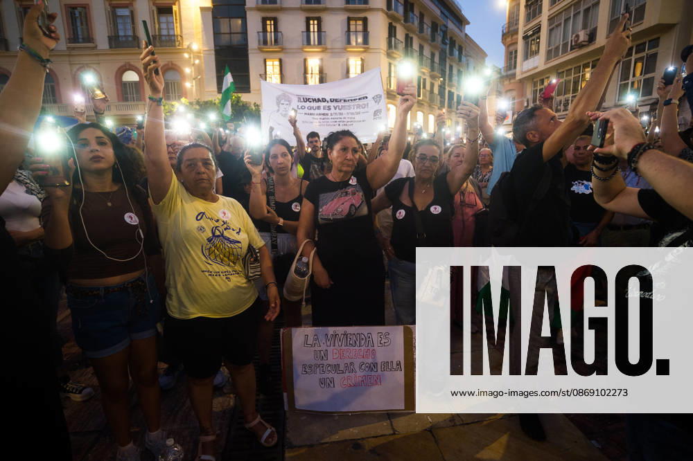 Protest in memory of Maricarmen in Malaga - 09 Oct 2026 Protesters are seen lighting their mobile phones during a tribute and minute of silence in memory of Maricarmen Abascal, the 87-year-old woman who was evicted of her house and died in hospital a few days later. Thousands of people demand decent housing and to continue with the legacy of Maricarmen Abascal. Spain’s housing crisis has forced people to take to the streets, urging the Spanish government to take action and implement effective policies to regulate housing prices and protect vulnerable people. Malaga Spain