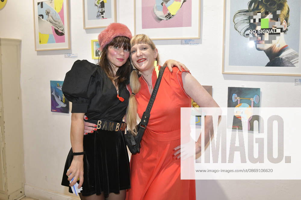 Lore Richter and Lady Electric at the opening of the M A R X Bande’s 4th pop-up exhibition at the GlogauAIR Gallery in Berlin, October 9, 2026 Foto:xM.xBehrensx xFuturexImagex marxbande_6017