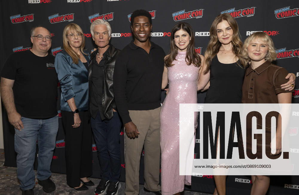 THOMAS SCHNAUZ, ESTA SPALDING, HARRY HAMLIN, TONGAYI CHIRISA, ALEXANDRA DADDARIO, BETSY BRANDT and ELIZA SCANLEN attend the press room for Anne RiceÃ¢â‚¬â ¢s Mayfair Witches on AMC Plus during New York Comic Con at Jacob Javits Convention Center in New York. 9 October 2026 New York USA - ZUMAa265 20261009_zep_a265_020