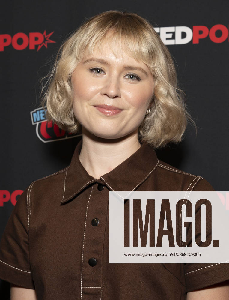 ELIZA SCANLEN attends the press room for Anne RiceÃ¢â‚¬â ¢s Mayfair Witches on AMC Plus during New York Comic Con at Jacob Javits Convention Center in New York. 9 October 2026 New York USA - ZUMAa265 20261009_zep_a265_022