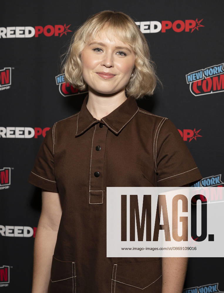 ELIZA SCANLEN attends the press room for Anne RiceÃ¢â‚¬â ¢s Mayfair Witches on AMC Plus during New York Comic Con at Jacob Javits Convention Center in New York. 9 October 2026 New York USA - ZUMAa265 20261009_zep_a265_023