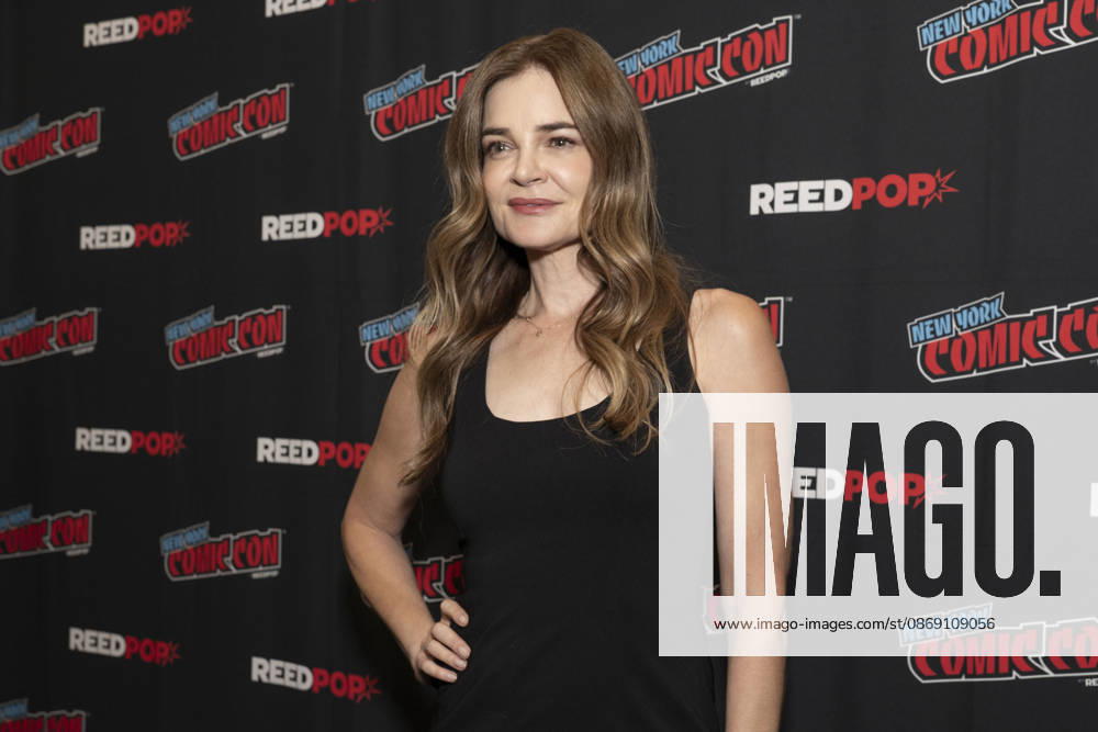 BETSY BRANDT attends the press room for Anne Riceâ€⠢s Mayfair Witches on AMC Plus during New York Comic Con at Jacob Javits Convention Center in New York. 9 October 2026 New York USA - ZUMAa265 20261009_zep_a265_037