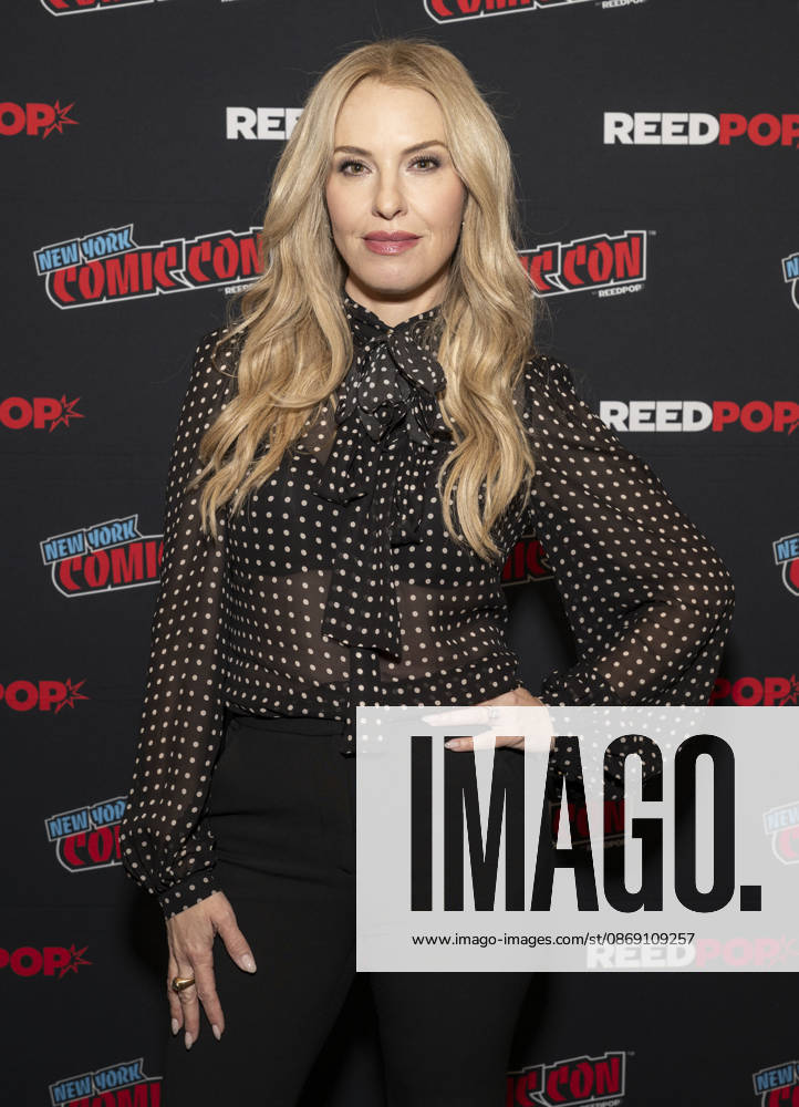 LESLIE GROSSMAN attends the press room for American Horror Story 13 on FX during New York Comic Con at Jacob Javits Convention Center in New York. 9 October 2026 New York USA - ZUMAa265 20261009_zep_a265_088