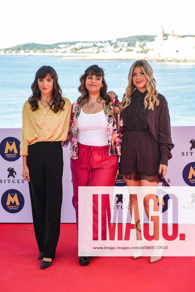 Photo call for the film *La mala madre* at the Sitges Film Festival Director Alicia Albares, and actresses Thaïs Blume and Marina Alegre during the photo call for the film *La mala madre* at the Sitges Film Festival, on October 10, 2026, in Sitges, Barcelona, Catalonia, Spain. The film begins when Victoria (Thaïs Blume) wakes up with no memories in an isolated house. A doctor and a woman who claims to be her mother take care of her and try to convince her that she ended up there after suffering an accident in which her daughter died. OCTOBER 10, 2026 Sitges, Barcelona, Catalonia Sitges, Barcelona, Catalonia, Spain