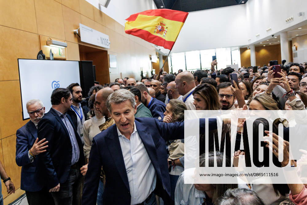 The PP Holds a Pre-Campaign Event at IFEMA Alberto Núnez Feijóo, president of the Popular Party (PP), during a pre-campaign event for the Popular Party (PP) at IFEMA on October 10, 2026, in Madrid, Spain. The PP held its first pre-campaign event today for the general elections on November 29 (29N). Feijóo attended this event alongside the president of the Community of Madrid and the mayor of the capital. October 10, 2026. Carlos Lujá, Madrid, Madrid, Spain