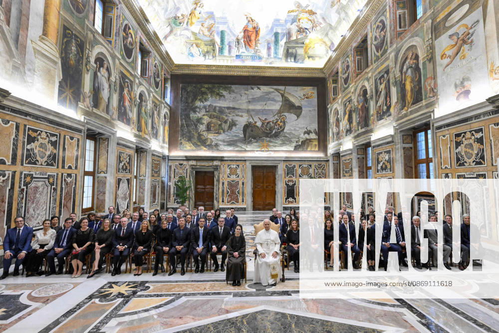 Pope Leo XIV Meets With Directors Of World’s Largest Museums - Vatican Pope Leo XIV meets with the directors of the largest art and culture museums around the world at the Vatican, on October 10, 2026. Speaking to members of the Bizot Group, which brings together directors of the world’s largest museums, Pope Leo stressed the importance of works of art as a means of ‘safeguarding a heritage that belongs to all humanity.’ Photo by (EV) Simone Risoluti Vatican Medial ABACAPRESS.COM Rome
