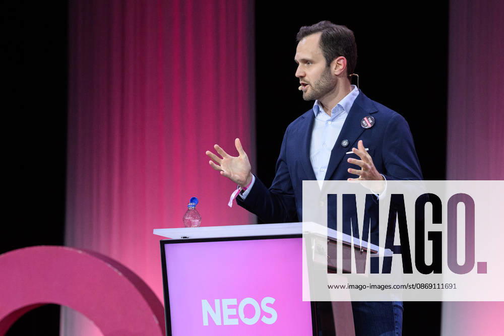 NEOS General Assembly at Design Center Linz NEOS has chosen Saving Within the System as the theme for the meeting PHOTO: Rep. Felix Eypeltauer, NEOS NEOS General Assembly at Design Center Linz governing
