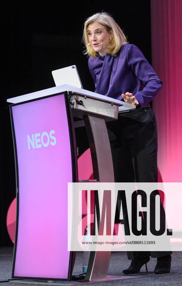 NEOS General Assembly at Design Center Linz NEOS has chosen Saving Within the System as the theme for the meeting PHOTO: Foreign Minister Beate Meinl Reisinger, NEOS NEOS General Assem