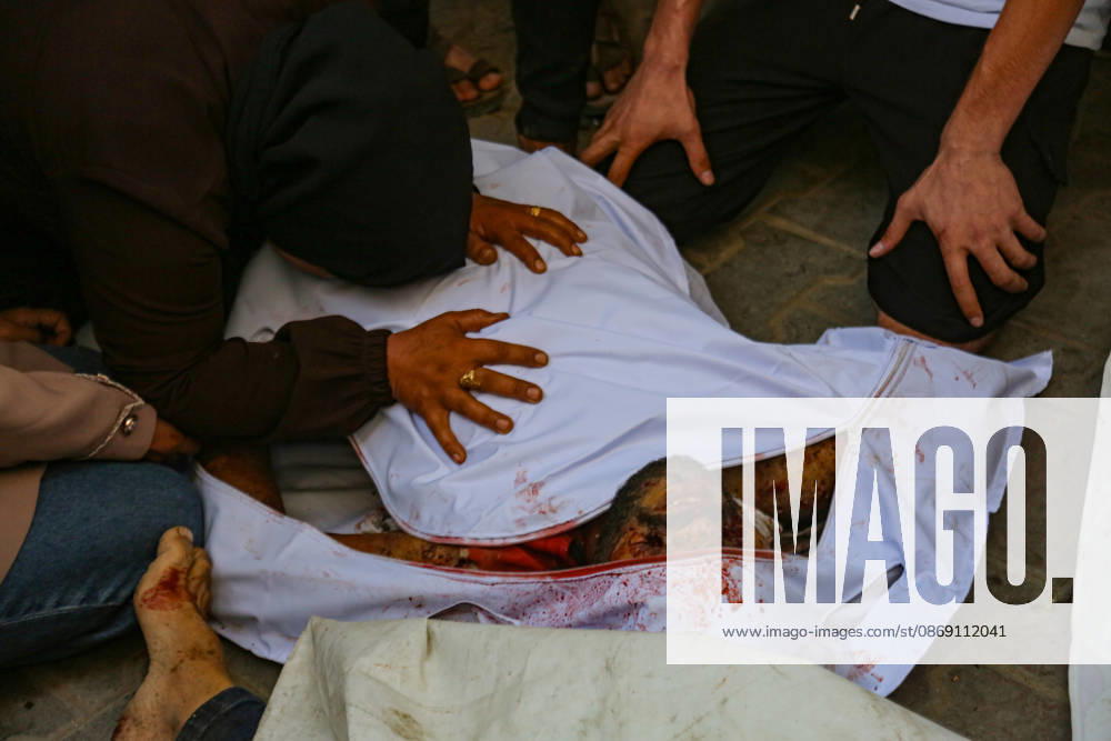 Four martyrs were killed after being targeted by a missile from Israeli surveillance aircraft west of Gaza City. Palestine - ZUMAe144 20261010_zip_e144_010