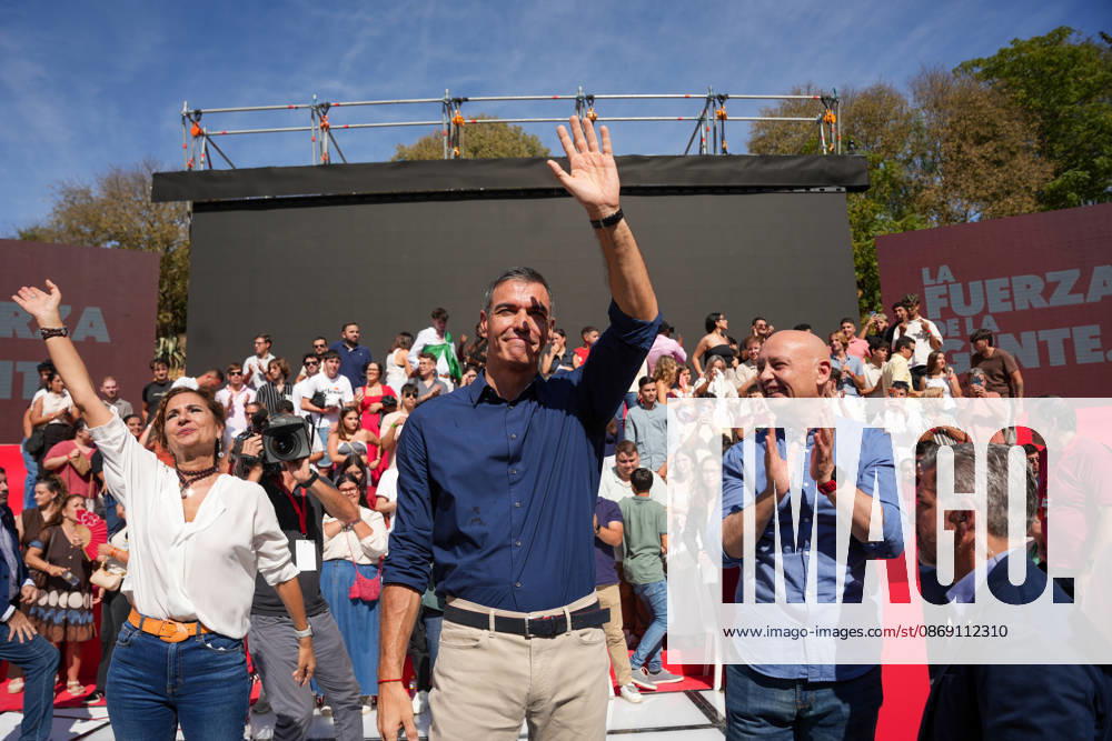 Pedro Sánchez participates in the first pre-campaign event in Dos Hermanas, Seville. The secretary general of the PSOE A, María Jesús Montero i, the mayor of Dos Hermanas and Secretary of Organization for the PSOE A, Francisco Rodríguez d, and the Secretary General of the PSOE and Prime Minister, Pedro Sánchez c, at the first pre-campaign event for the November 29 elections A on October 10, 2026, in Dos Hermanas, Seville, Andalusia, Spain October 10, 2026 María José Ló Dos Hermanas, Seville Dos Hermanas, Seville Spain