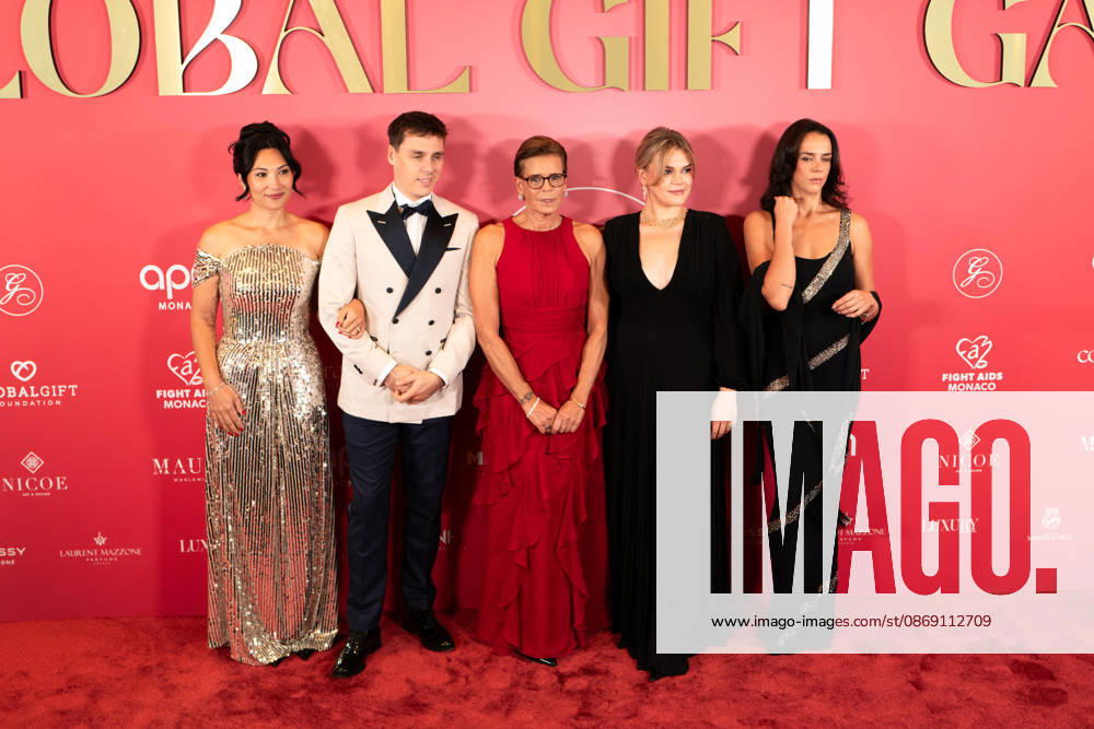 Photocall at the 2nd Global Gift Gala in Monaco: Marie Ducruet, Louis Ducruet, Princess Stéphanie of Monaco, Camille Gottlieb, and Pauline Ducruet attend the 2nd Monaco Global Gift Gala photocall at the Hotel de Paris on October 9, 2026, in Monaco, Monaco Photo by Laurent Coust Starface 460363 2026 10 09 Monaco Monaco