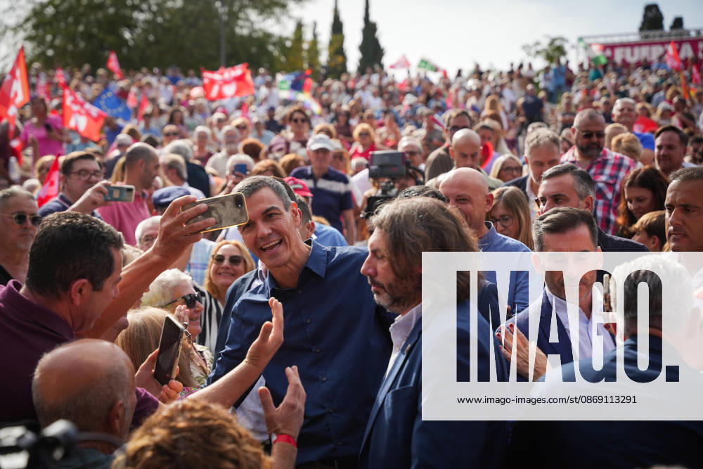 Pedro Sánchez Participates in the First Pre-Campaign Event in Dos Hermanas, Seville. The Secretary-General of the PSOE and Prime Minister, Pedro Sánchez, upon his arrival at the first pre-campaign event for the November 29 elections, October 10, 2026, in Dos Hermanas, Seville, Andalusia, Spain. The PSOE held its first pre-campaign event today for the general elections on November 29 (29N), October 10, 2026. María José Ló, Dos Hermanas, Seville, Dos Hermanas, Seville, Spain