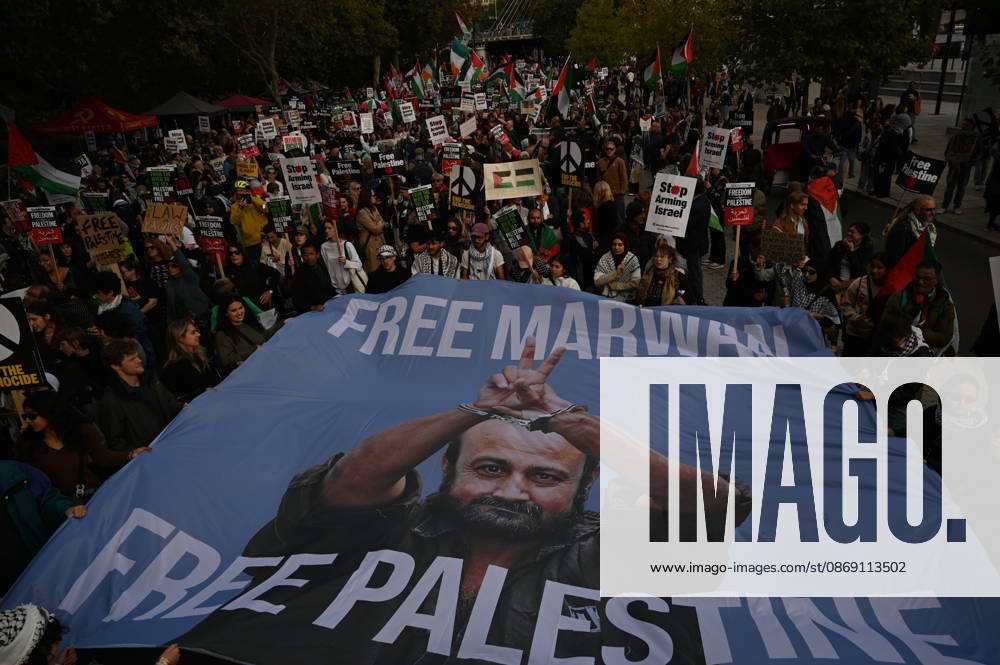 Pro-Palestine protest in London LONDON, UNITED KINGDOM - OCTOBER 10: People attend a pro-Palestine protest demanding to halt arms sales and impose sanctions to Israel, in London, United Kingdom on October 10, 2026. Rasid Necati Aslim Anadolu London United Kingdom. Editorial use only. Please get in touch for any other usage.