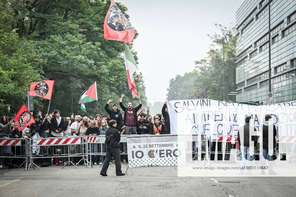 Lega Nord rally Milan safer, stop social centers. Near the Lambretta Social Center, Via Rizzoli, 10 10 2026 Milan Milan Italy - ZUMAa289 20261010_zia_a289_090