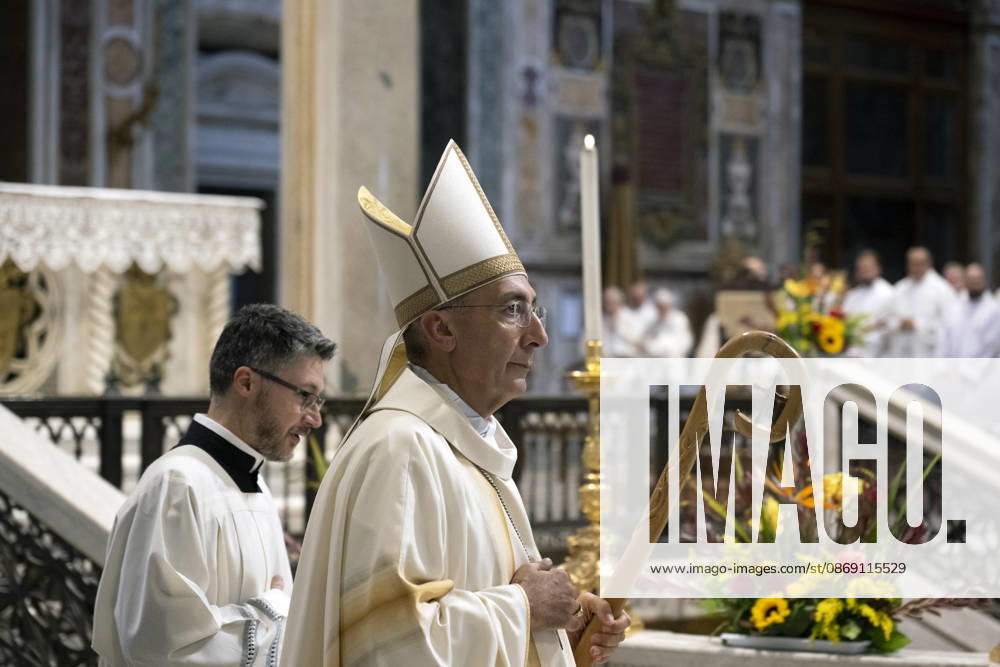 ITALY - ORDINATION -DIACONAL -2026 10 10 Italy, Rome, Vatican, October 10, 2026: Cardinal Baldo Reina celebrates a Mass for the ordination of deacons at St. John Lateran. - NO BOOKS
