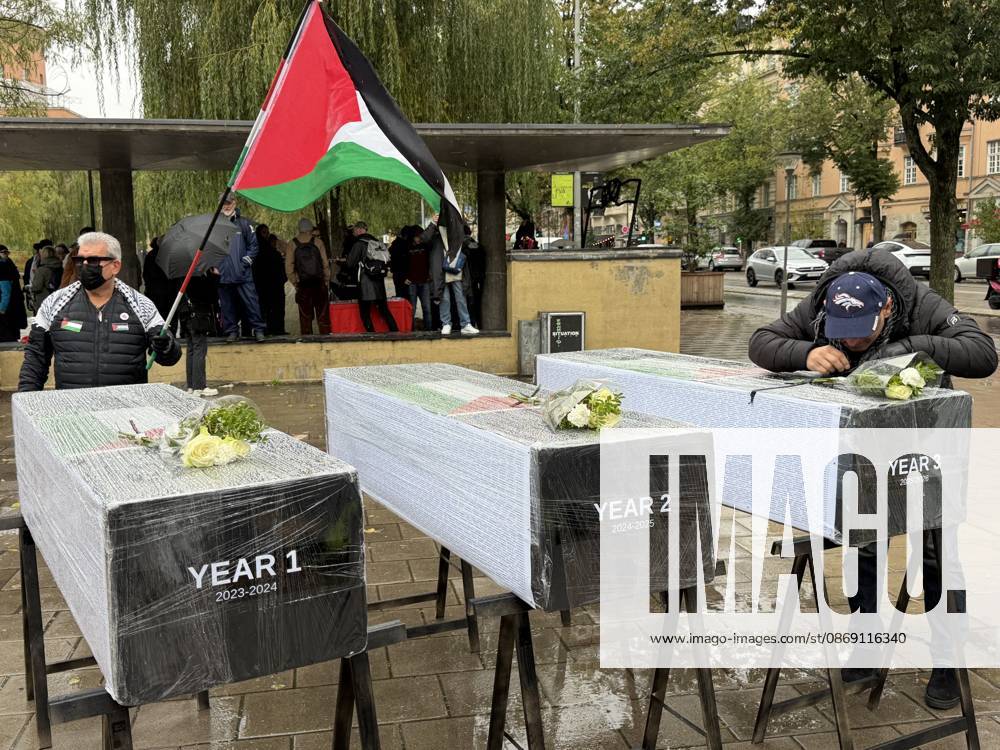 Demonstrators march in Stockholm to show solidarity with Palestinians STOCKHOLM, SWEDEN - OCTOBER 10: Demonstrators march to draw attention to the situation in Palestine and mark the third anniversary of the war in Gaza, on October 10, 2026, in Stockholm, Sweden. Atila Altuntas Anadolu Stockholm Sweden. Editorial use only. Please get in touch for any other usage.