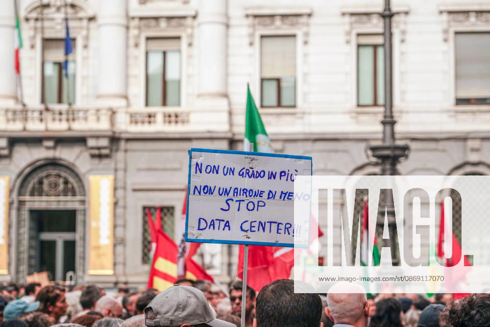 IPA89502931 - Milan, October 10, 2026 A protest organized by local No Data Centers committees to demand a halt to the construction and operation of new data centers in the province of Milan.