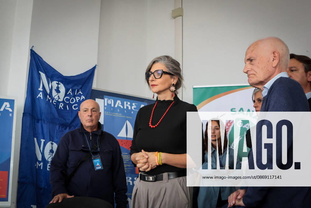 IPA89504327 - Naples, October 10, 2026: Conference at the former NATO base; Greta Thunberg in Bagnoli discussing the CPRs, and today at the march and the pro-PAL debate with Francesca Albanese (NeaPhoto Renato Esposito)
