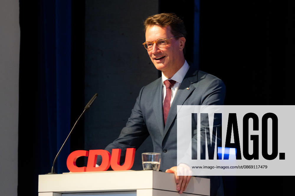 Ceremony Marking the 150th Anniversary of Konrad Adenauer and the 80th Anniversary of the CDU in Bad Honnef, October 26, 2010: Speech by North Rhine-Westphalia Minister President Hendrik WÜST at the CDU ceremony marking the 150th anniversary of Konrad Adenauer and the 80th anniversary of the CDU in Bad Honnef at the Kursaal in Bad