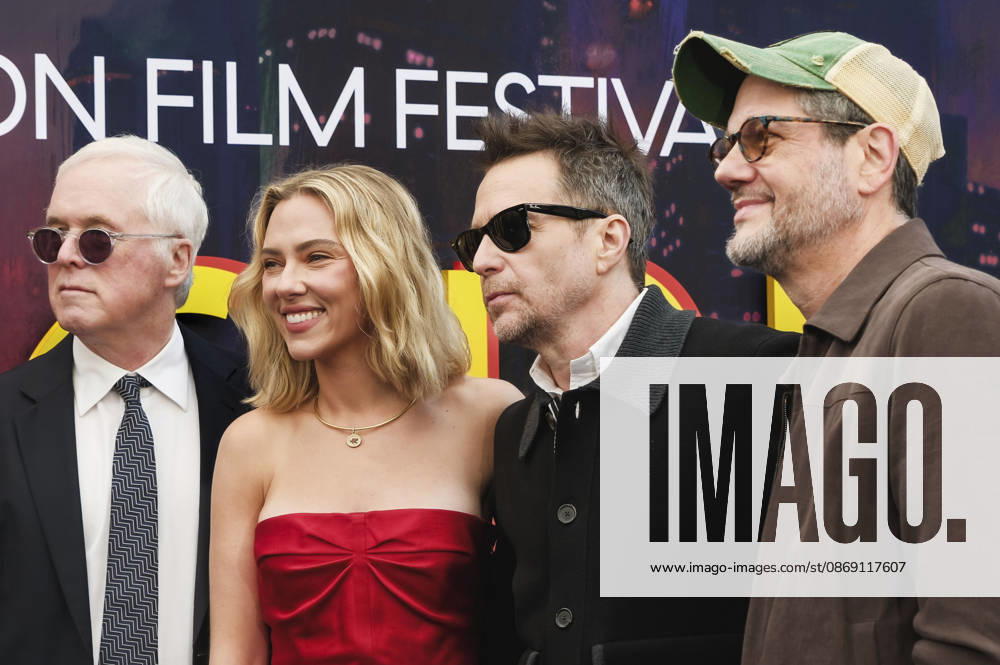 Brad Bird, Scarlett Johansson, Sam Rockwell, and Michael Giacchino at the premiere of the Netflix animated film *Ray Gunn* at the 70th BFI London Film Festival 2026 at the Royal Festival Hall in London, October 10, 2026 Foto:xJ.xEdwardsx xFuturexImagex gunn_6027